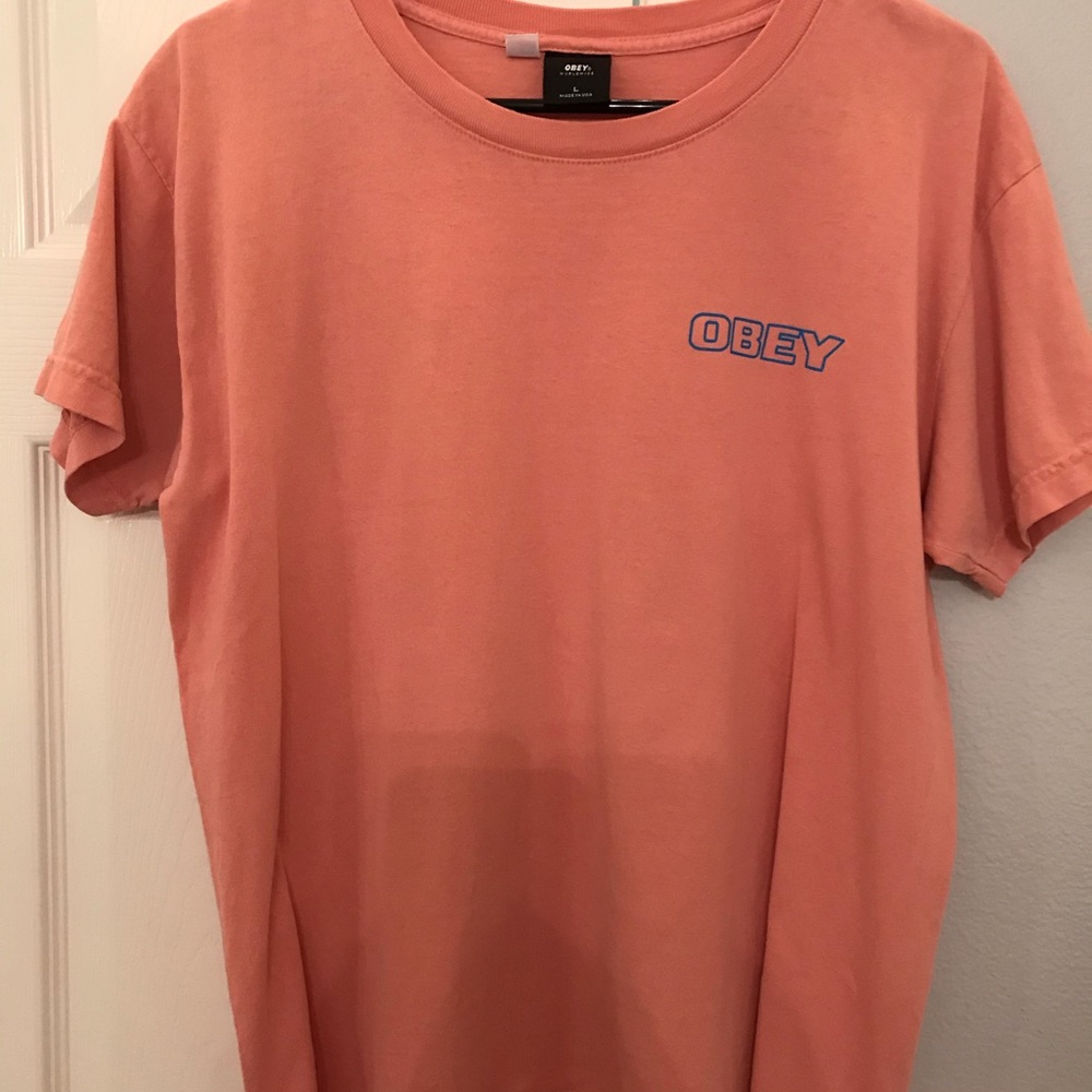 obey t shirt